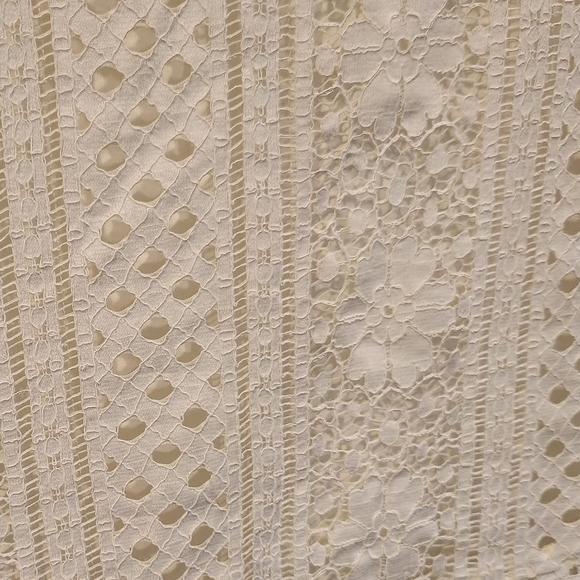 Cupcakes and Cashmere Luca Lace Dress Size Medium - Picture 3 of 9